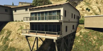 2874 Hillcrest Avenue - High End Apartment