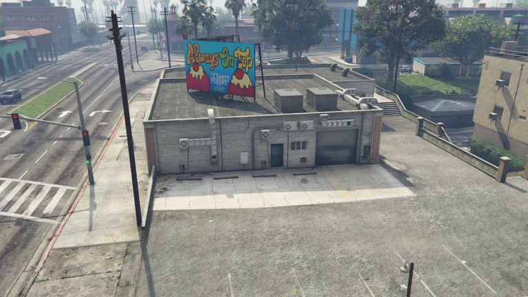 White Widow Garage