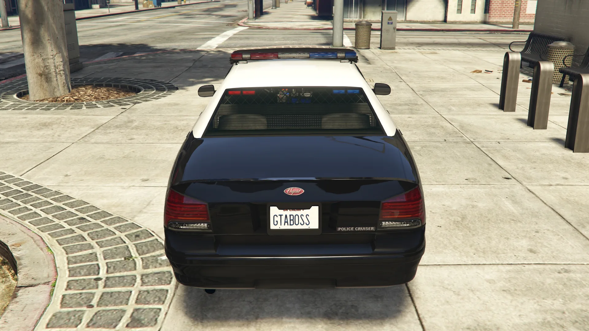 Vapid Stanier LE Cruiser