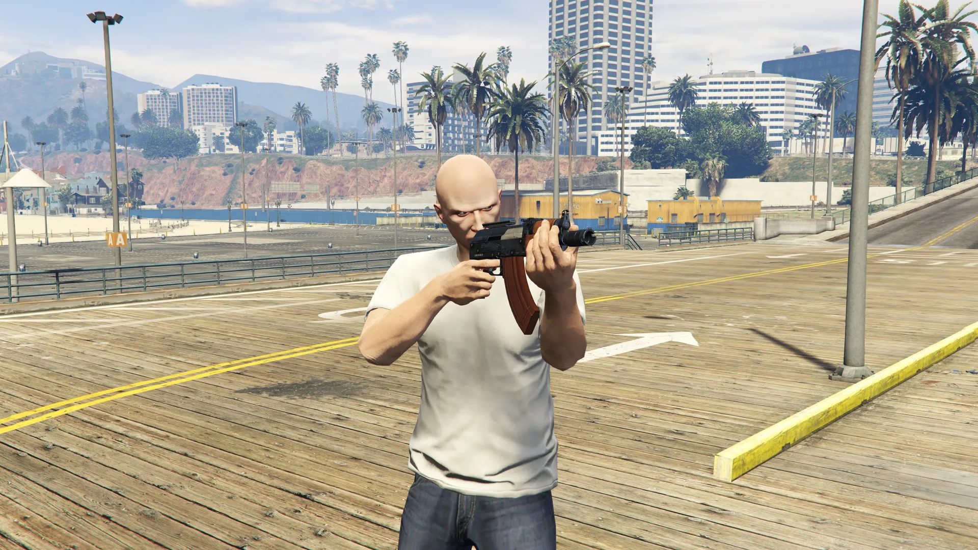 Compact Rifle held by a GTA Online character