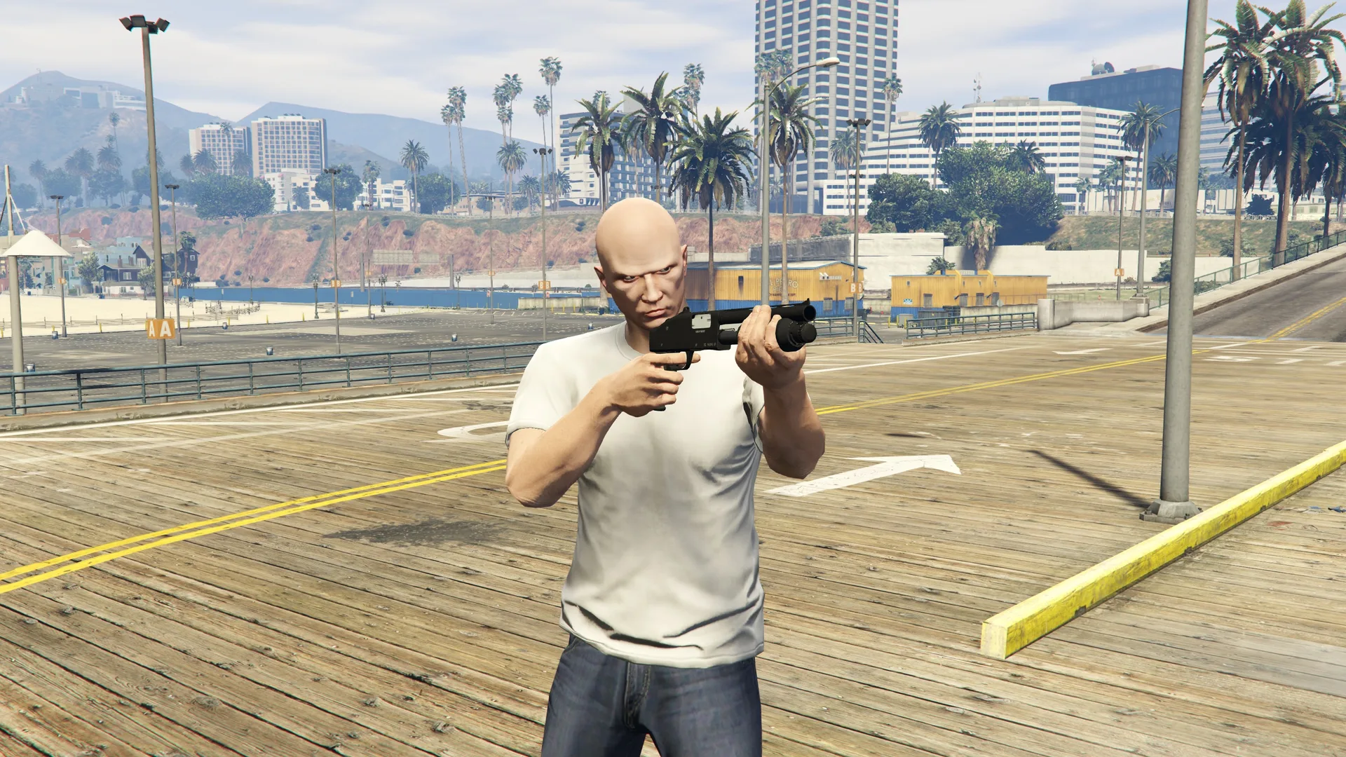 Sawed-Off Shotgun held by a GTA Online character