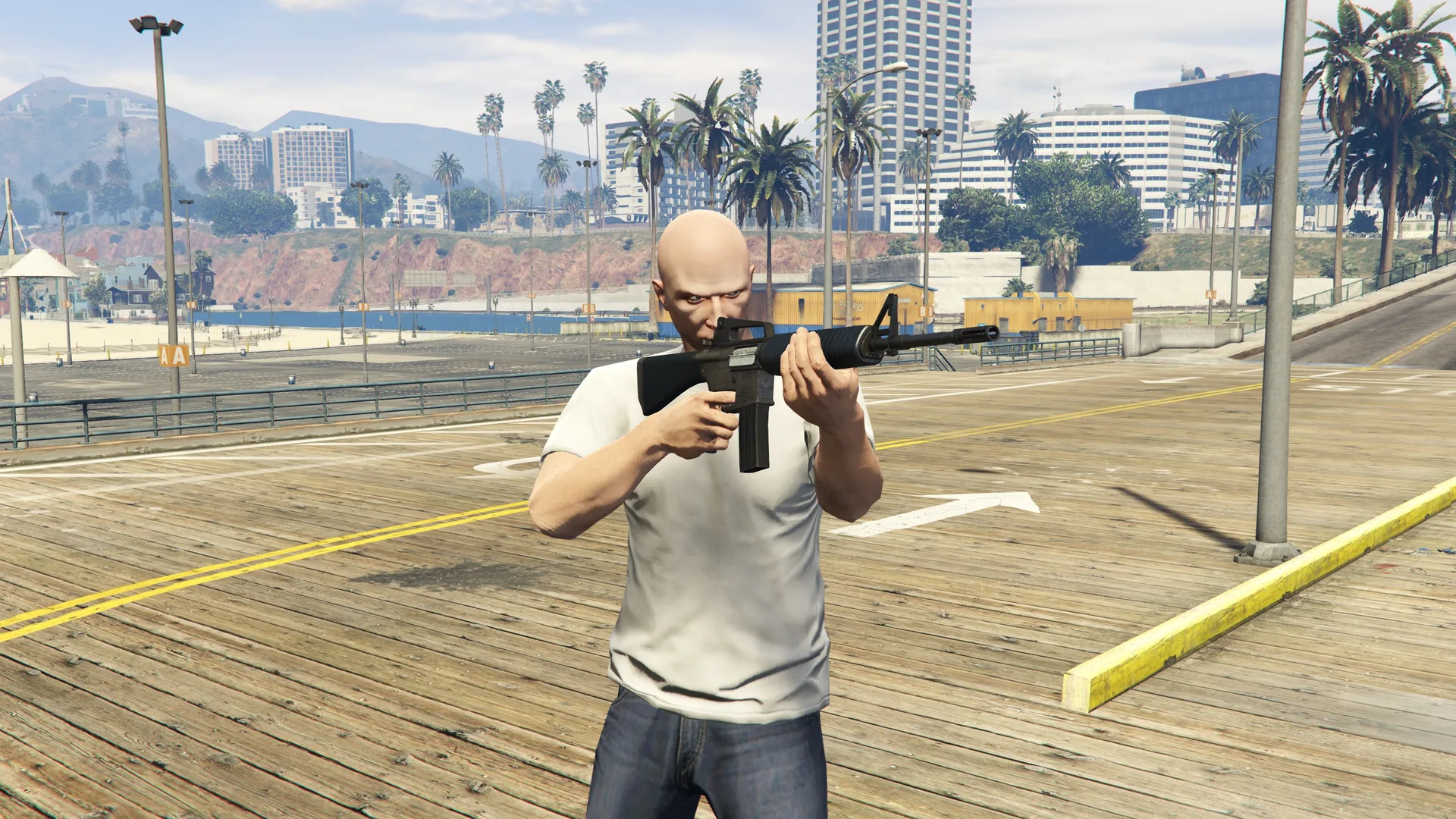 Service Carbine held by a GTA Online character